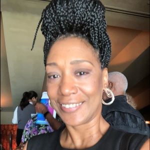 Meet your Posher, Jocelyn